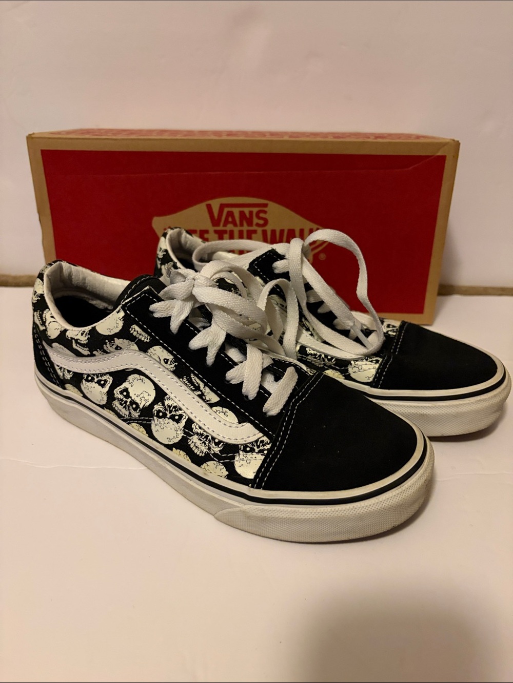Vans Black & White Skull-Print Old Skool Sneakers